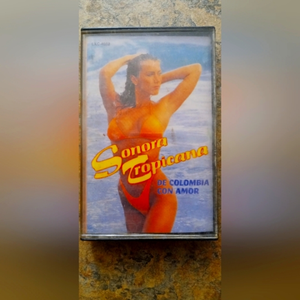 De Colombia Con Amor - Women Bath & Body Visual music tape